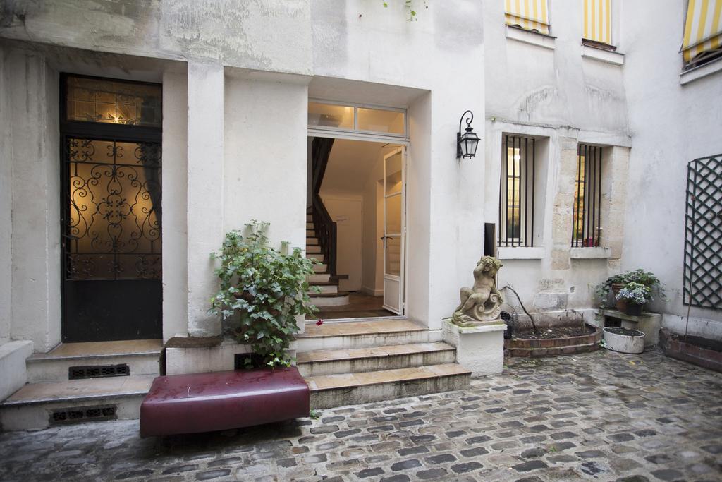 Apartment Rosiers